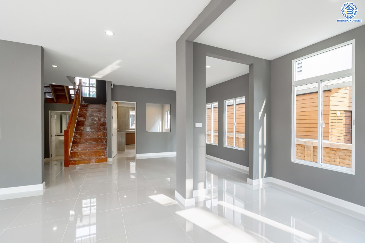 บ้านมือสองตกแต่งใหม่ ม.เดอะแพลนท์ ราชพฤกษ์-พระราม5 หลังมุม! เนื้อที่ 58 ตร.ว. ฟังก์ชัน 3 ห้องนอน 3 ห้องน้ำ จอดรถได้ 2 คัน บนทำเลศักยภาพ เดินทางสะดวก ใกล้วงเวียนพระราม5, The Walk, ทางด่วน ศรีรัช และรถไฟฟ้าสายสีม่วง "สถานีบางรักใหญ่"